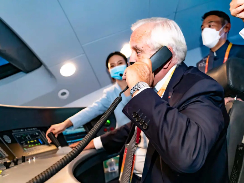 拉法兰4.jpg 拉法兰4.jpg